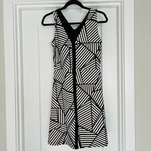 Title Nine Black and White Print Athletic Dress (Small)